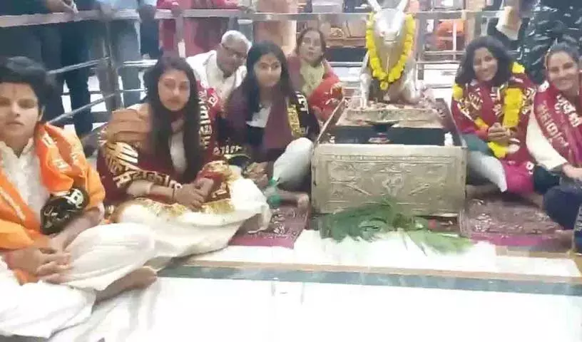 उज्जैन महाकालेश्वर की मौजूदगी में Indian cricketers उज्जैन महाकालेश्वर की मौजूदगी में Indian cricketers