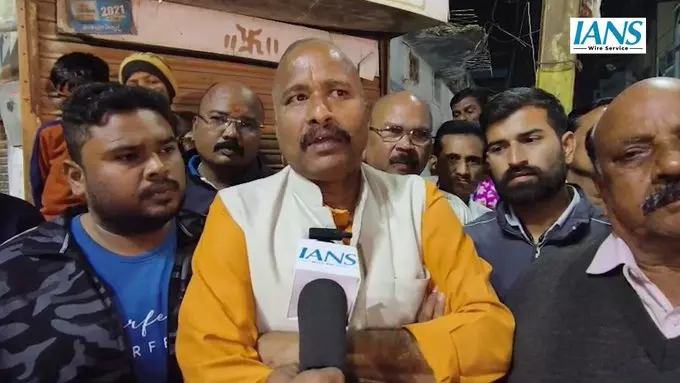 इंदौर में खराब बुनियादी ढांचे पर भाजपा पार्षद कमल वाघेला ने उठाया सवाल इंदौर में खराब बुनियादी ढांचे पर भाजपा पार्षद कमल वाघेला ने उठाया सवाल