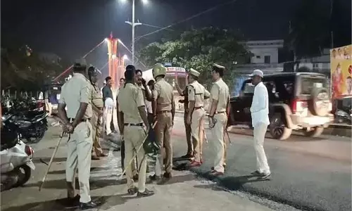 Karnataka:कांग्रेस नेताओं के समर्थकों में हिंसक झड़प, एक की मौत