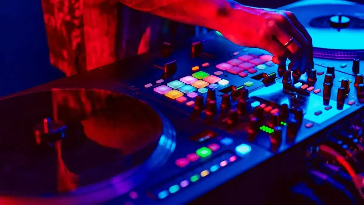 Hyderabad: न्यू ईयर ड्रग्स मामले में चार DJ समेत पांच लोग पकड़े गए