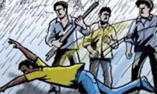Ludhiana : दुकान मालिक ने किराएदार पर किया हमला Ludhiana : दुकान मालिक ने किराएदार पर किया हमला