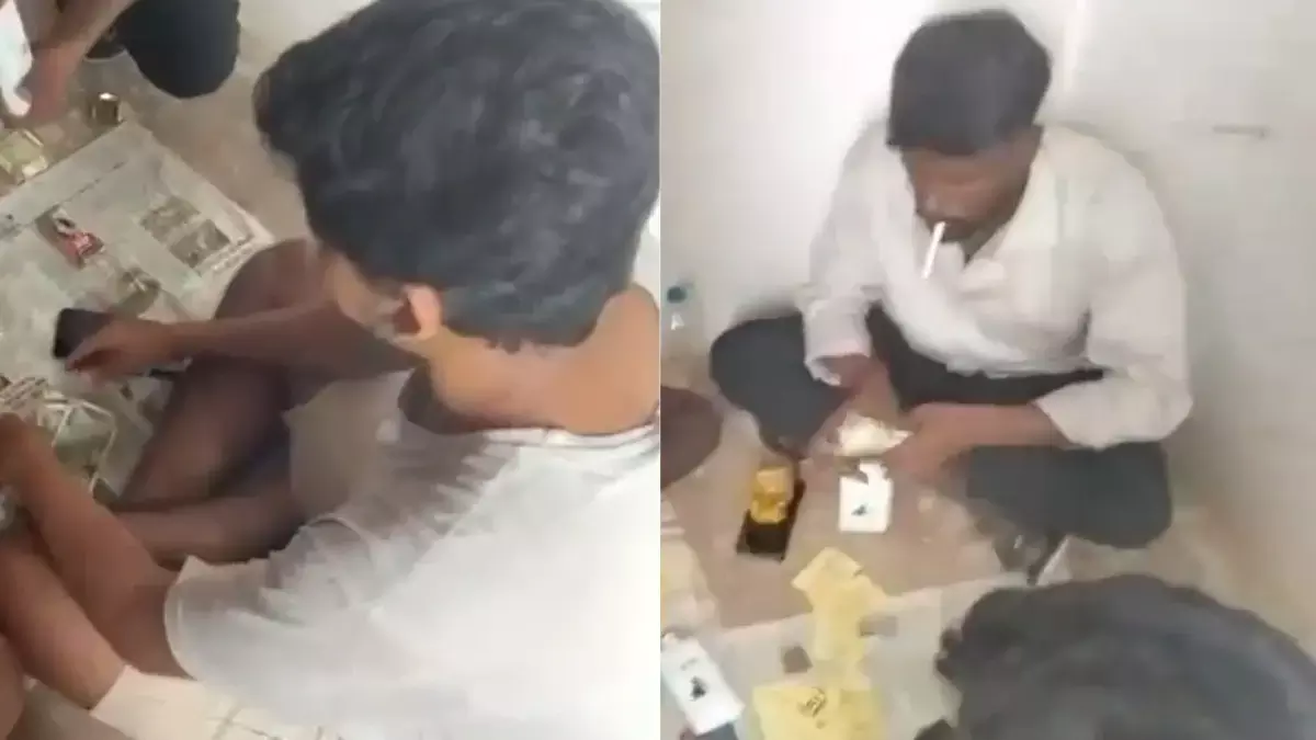 Kalaburagi: कैदी जेल परिसर में सिगरेट पीते, शराब पीते और जुआ खेलते दिखे Kalaburagi: कैदी जेल परिसर में सिगरेट पीते, शराब पीते और जुआ खेलते दिखे