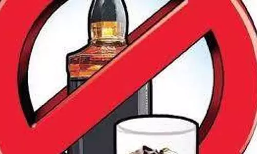 Tamil Nadu : शराब पीकर गाड़ी चलाने की घटनाओं में 56% की बढ़ोतरी Tamil Nadu : शराब पीकर गाड़ी चलाने की घटनाओं में 56% की बढ़ोतरी
