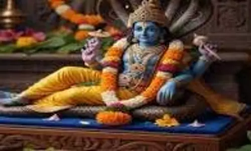 Friday Upay: आज शुक्रवार को दही-मिश्री से करें ये उपाय, जीवन में आ रही रुकावटें होंगी खत्म