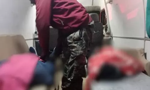 2 भाईयों की मौत, पिकअप में जा टकराई बाइक