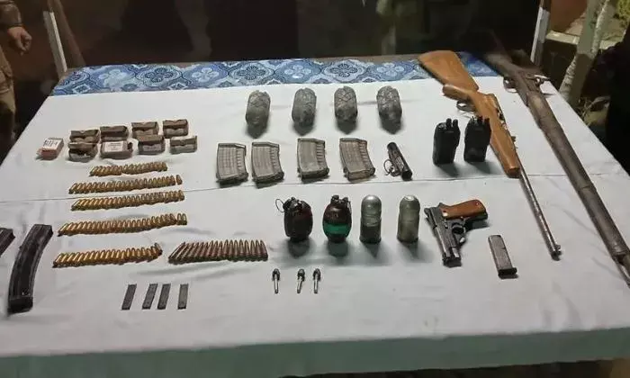 Imphal ईस्ट में उग्रवादी कैंप का भंडाफोड़, हथियार और विस्फोटक बरामद