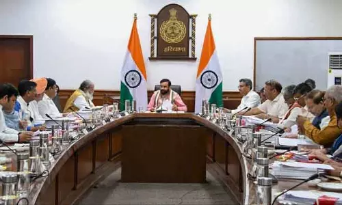 Haryana कैबिनेट ने एएसआई की विधवा को सरकारी नौकरी देने के प्रस्ताव को मंजूरी दी Haryana कैबिनेट ने एएसआई की विधवा को सरकारी नौकरी देने के प्रस्ताव को मंजूरी दी
