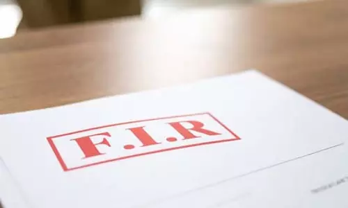 कश्मीर बनेगा पाकिस्तान गाना बजाने वाला युवक गिरफ्तार, FIR दर्ज कश्मीर बनेगा पाकिस्तान गाना बजाने वाला युवक गिरफ्तार, FIR दर्ज