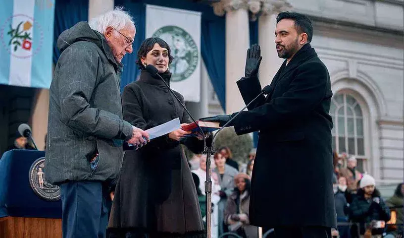 NYC के मेयर ज़ोहरान ममदानी ने ‘कंपाला से दिल्ली’ तक के परिवार को धन्यवाद दिया NYC के मेयर ज़ोहरान ममदानी ने ‘कंपाला से दिल्ली’ तक के परिवार को धन्यवाद दिया