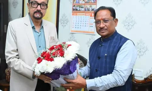 राज्यपाल डेका से मिले मुख्यमंत्री साय, नए वर्ष की शुभकामनाएं दी