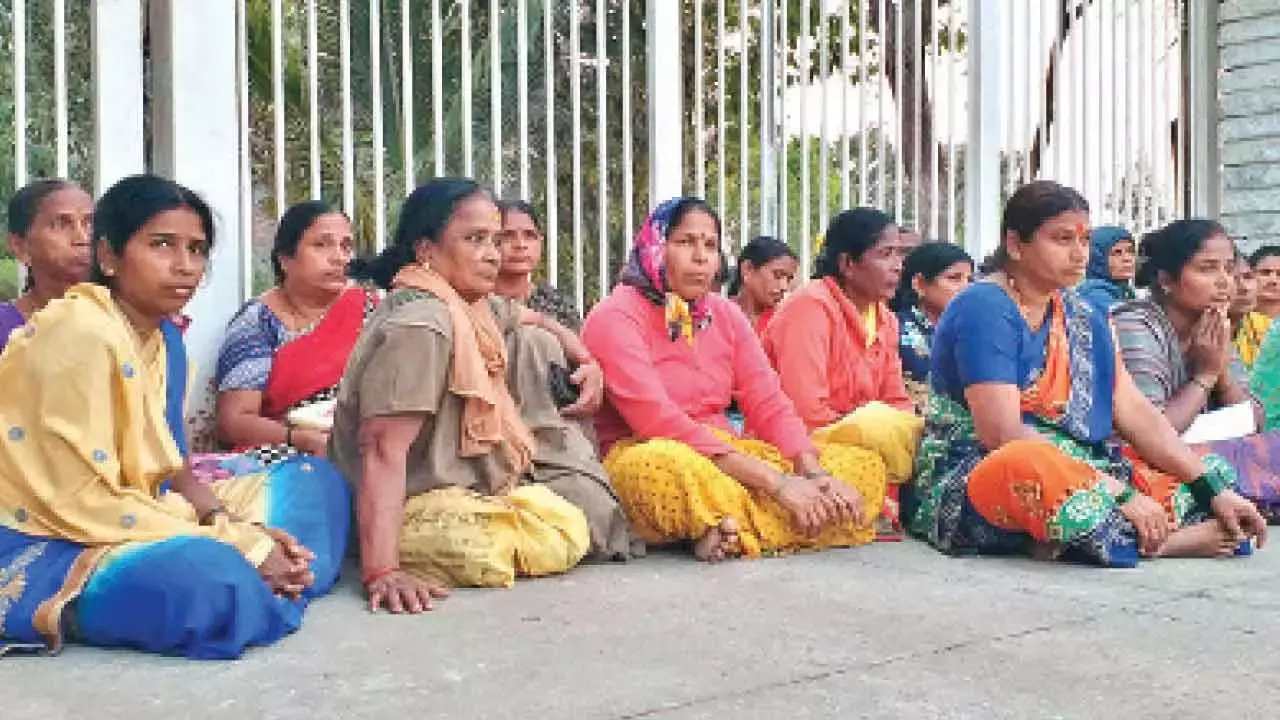 Karnataka: गोमाला भूमि से बेदखल किए गए 30 परिवार अभी भी बेघर