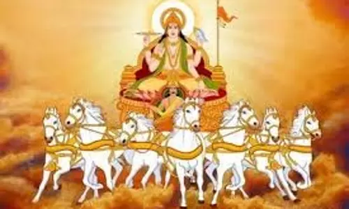 Makar Sankranti 2026: सूर्यदेव के रथ में क्यों होते हैं 7 ही घोड़े और कौन करता है उनका संचालन