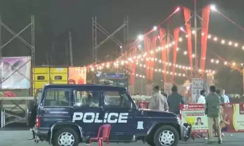MLA जनार्दन रेड्डी के घर के सामने गोलीबारी में कांग्रेस कार्यकर्ता की मौत: बेल्लारी में स्थिति तनावपूर्ण, धारा 144 लागू