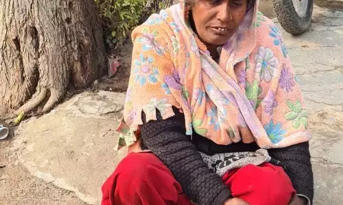 Ludhiana के तीन भाइयों की मौत, एक वाहन ने उनकी बाइक को टक्कर मारी Ludhiana के तीन भाइयों की मौत, एक वाहन ने उनकी बाइक को टक्कर मारी