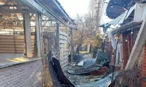 Russia का दावा: 250 यूक्रेनी ड्रोन गिराए, 12 मॉस्को की ओर थे