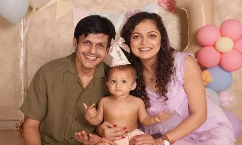 Drashti Dhami ने बेटी लीला को जन्मदिन की प्यारी तस्वीरों में पेश किया