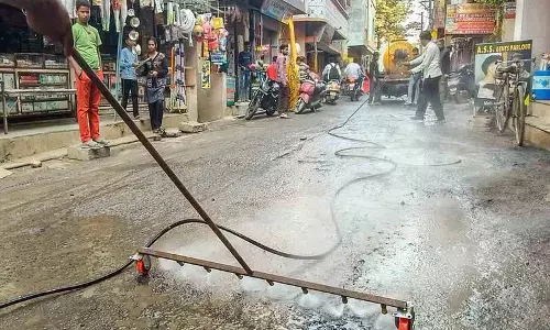 Indore के मेयर ने कहा कि उन्हें पानी के दूषित होने से 10 मौतों की जानकारी दी