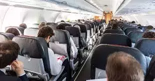 कोहरे के कारण Hyderabad जाने वाली इंडिगो की दो फ्लाइट्स को गन्नवरम डायवर्ट किया