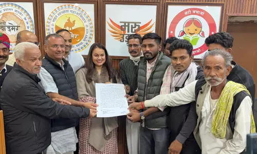 Barmer: स्वरूप सिंह खारा ने किया श्मशान भूमि आवंटन का उद्घोष Barmer: स्वरूप सिंह खारा ने किया श्मशान भूमि आवंटन का उद्घोष