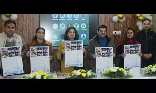 कमिश्नर सेक्रेटरी ने CCM में लिटरेरी कलेक्शन, स्मार्ट क्लासरूम लॉन्च किया कमिश्नर सेक्रेटरी ने CCM में लिटरेरी कलेक्शन, स्मार्ट क्लासरूम लॉन्च किया
