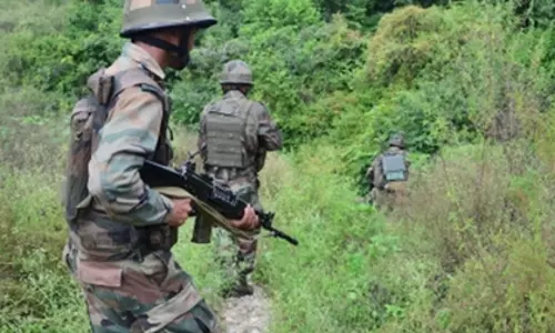 J&K: कोकरनाग में ट्रेकिंग और हाइकिंग पर रोक J&K: कोकरनाग में ट्रेकिंग और हाइकिंग पर रोक