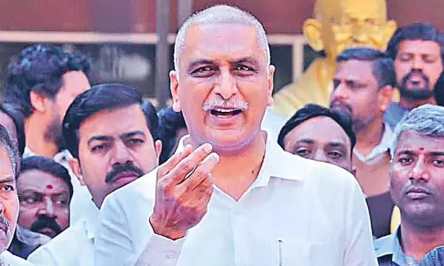 Harish ने केसीआर की तुलना कसाब से करने पर रेवंत की आलोचना की