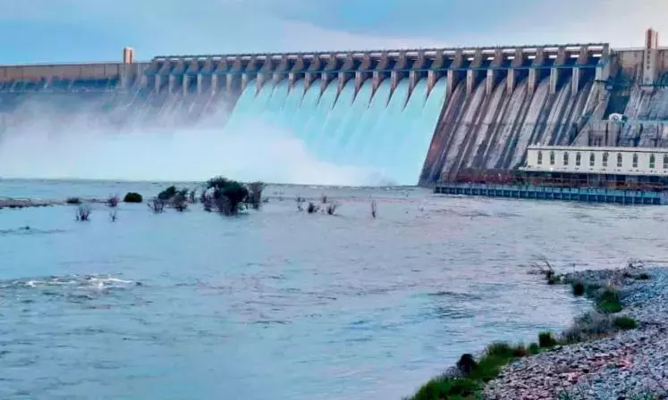 Telangana और आंध्र प्रदेश के बीच जल विवाद को सुलझाने के लिए कमेटी बनाई Telangana और आंध्र प्रदेश के बीच जल विवाद को सुलझाने के लिए कमेटी बनाई