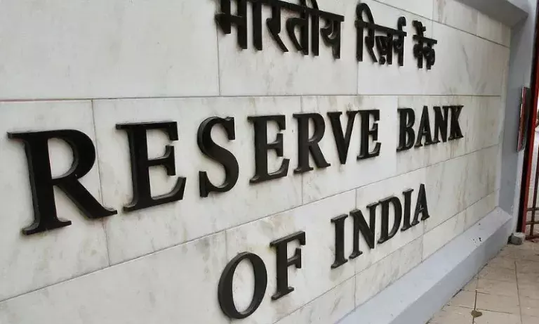 नॉर्थ-ईस्ट के कुछ हिस्सों में बैंक की छुट्टी, डिजिटल सर्विस चालू रहेंगी
