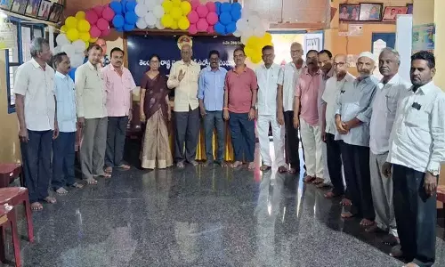 Bollu Rambabu ने बकाया पेमेंट में देरी के लिए सरकार की आलोचना की Bollu Rambabu ने बकाया पेमेंट में देरी के लिए सरकार की आलोचना की