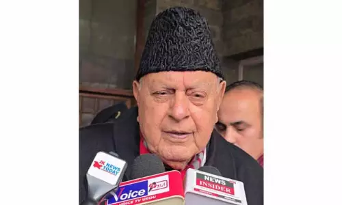 SRINAGAR: फारूक पड़ोसी देशों के साथ शांतिपूर्ण संबंधों के पक्ष में