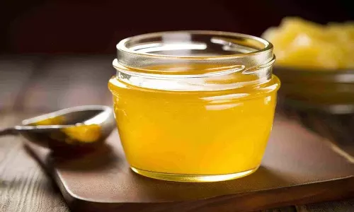खाली पेट Ghee खाने से सेहत को कई फ़ायदे होते हैं खाली पेट Ghee खाने से सेहत को कई फ़ायदे होते हैं