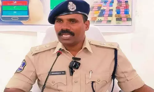 सूर्यपेट जिले में 30 पुलिस अधिनियम लागू किए गए: SP Narasimha सूर्यपेट जिले में 30 पुलिस अधिनियम लागू किए गए: SP Narasimha