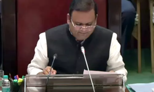 SEC से शिकायत, नरवेकर पर MCC उल्लंघन के आरोप SEC से शिकायत, नरवेकर पर MCC उल्लंघन के आरोप