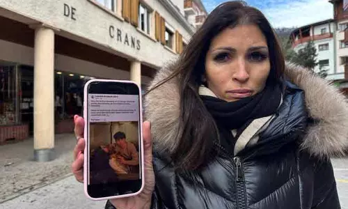 Switzerland में नए साल का मातम: स्की रिसॉर्ट की आग में 40 की मौत Switzerland में नए साल का मातम: स्की रिसॉर्ट की आग में 40 की मौत