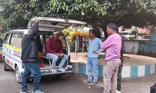 Picnic पर मटन को लेकर हुए विवाद में मारपीट, 5 घायल Picnic पर मटन को लेकर हुए विवाद में मारपीट, 5 घायल