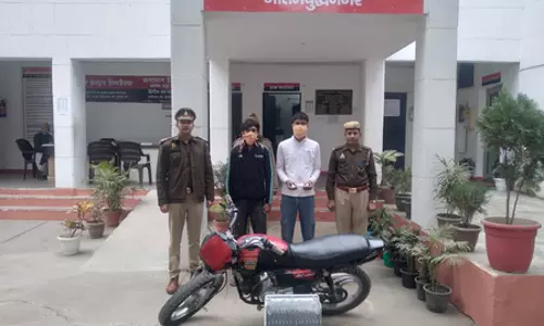 मोबाइल टॉवर से आरआरयू उपकरण चोरी करने वाले दो शातिर चोर गिरफ्तार मोबाइल टॉवर से आरआरयू उपकरण चोरी करने वाले दो शातिर चोर गिरफ्तार