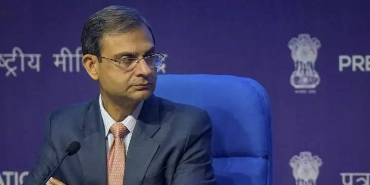 अस्थिर बाहरी माहौल के बावजूद भारतीय अर्थव्यवस्था रिकॉर्ड उच्च विकास करेगी: RBI गवर्नर अस्थिर बाहरी माहौल के बावजूद भारतीय अर्थव्यवस्था रिकॉर्ड उच्च विकास करेगी: RBI गवर्नर