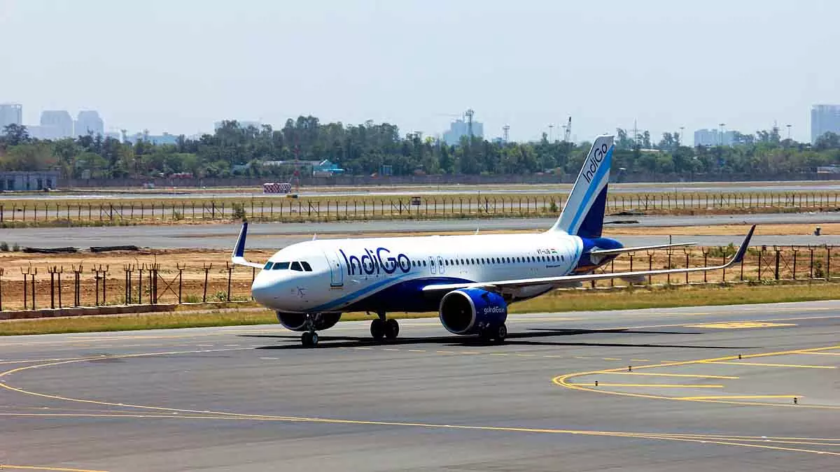 इंदौर में IndiGo की अव्यवस्था: 2026 के पहले दिन 4 फ्लाइट्स कैंसिल इंदौर में IndiGo की अव्यवस्था: 2026 के पहले दिन 4 फ्लाइट्स कैंसिल