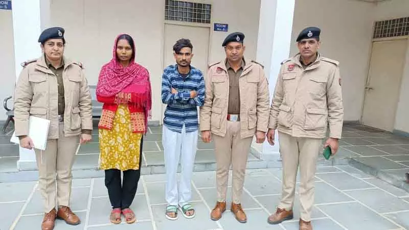 Gurugram पुलिस ने पति पर हमला करने के आरोप में महिला और प्रेमी को गिरफ्तार किया Gurugram पुलिस ने पति पर हमला करने के आरोप में महिला और प्रेमी को गिरफ्तार किया