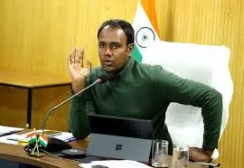 Sagar: पहली बार देश में सड़क सुरक्षा पर विशेष ग्राम और वार्ड सभाओं का आयोजन Sagar: पहली बार देश में सड़क सुरक्षा पर विशेष ग्राम और वार्ड सभाओं का आयोजन