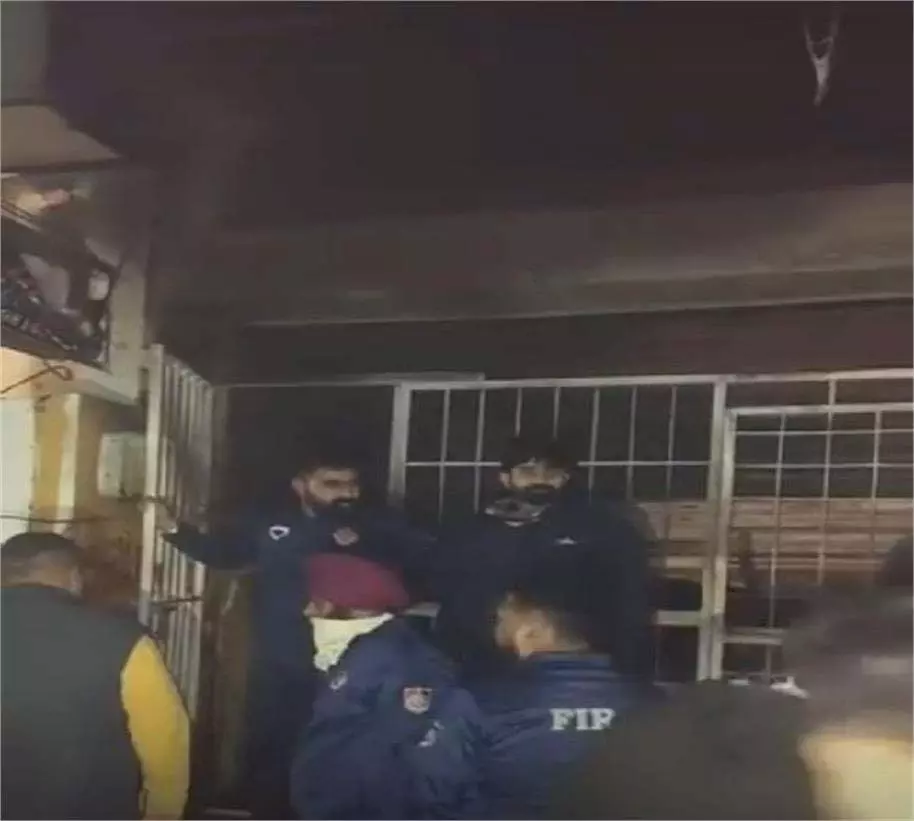 Jalandhar : तड़के सुबह इस इलाके में भीषण आग,हड़कंप Jalandhar : तड़के सुबह इस इलाके में भीषण आग,हड़कंप