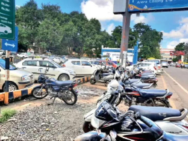 Hooghly: नए साल में चुचुड़ा के लिए राहत भरी खबर, फ्री पार्किंग का ऐलान Hooghly: नए साल में चुचुड़ा के लिए राहत भरी खबर, फ्री पार्किंग का ऐलान