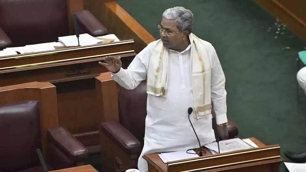 कमर्शियल सिलेंडर की कीमत 111 रुपये बढ़ी: आम आदमी को सीधा झटका; CM ने केंद्र पर जमकर निशाना साधा कमर्शियल सिलेंडर की कीमत 111 रुपये बढ़ी: आम आदमी को सीधा झटका; CM ने केंद्र पर जमकर निशाना साधा