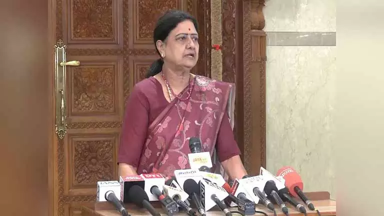 Sasikala ने वंशवादी शासन के पतन की भविष्यवाणी की Sasikala ने वंशवादी शासन के पतन की भविष्यवाणी की