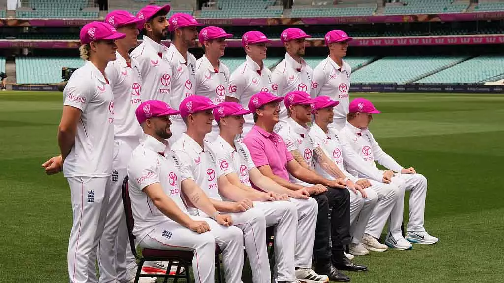 England ने सिडनी टेस्ट जीतने के लिए 12 सदस्यीय टीम की घोषणा की England ने सिडनी टेस्ट जीतने के लिए 12 सदस्यीय टीम की घोषणा की