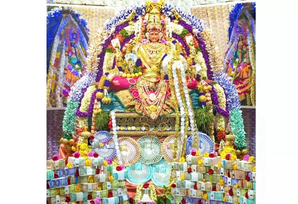 Mannachanallur भगवती अम्मन मंदिर में 125वीं सालगिरह का जश्न Mannachanallur भगवती अम्मन मंदिर में 125वीं सालगिरह का जश्न
