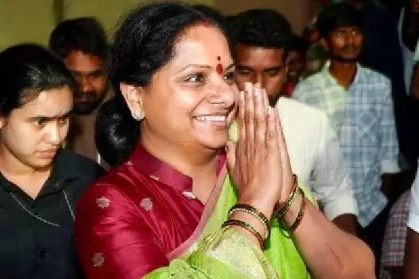 KCR पर बयान को लेकर रेवंत रेड्डी पर कविता का तीखा पलटवार KCR पर बयान को लेकर रेवंत रेड्डी पर कविता का तीखा पलटवार