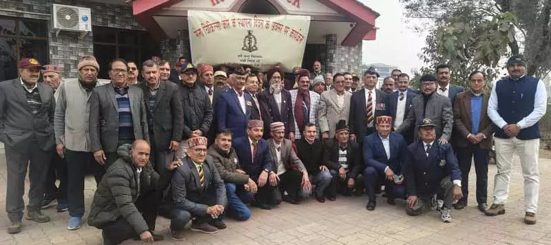 Himachal: आर्मी मेडिकल कोर के पूर्व सैनिकों ने स्थापना दिवस मनाया Himachal: आर्मी मेडिकल कोर के पूर्व सैनिकों ने स्थापना दिवस मनाया