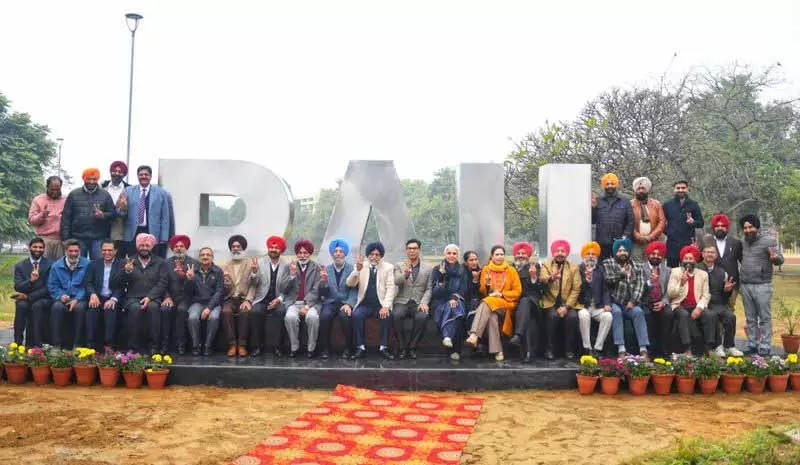 Agricultural University में कैंपस की पहचान के नए प्रतीक के रूप में ‘प्राइड पॉइंट’ उभरा Agricultural University में कैंपस की पहचान के नए प्रतीक के रूप में ‘प्राइड पॉइंट’ उभरा