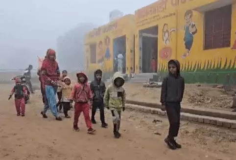 Bikaner: कलेक्टर ने शीतलहर को देखते हुए आंगनबाड़ी केंद्रों में अवकाश घोषित किया Bikaner: कलेक्टर ने शीतलहर को देखते हुए आंगनबाड़ी केंद्रों में अवकाश घोषित किया